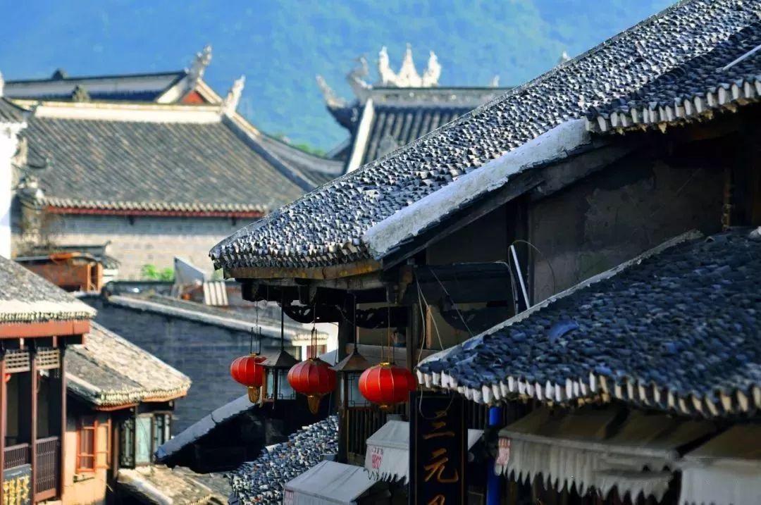 程丽华当选重庆市政协主席 将积极履行职责